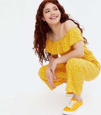 Girls Yellow Canvas Lace Up Trainers New Look