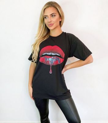 ax paris lips t shirt