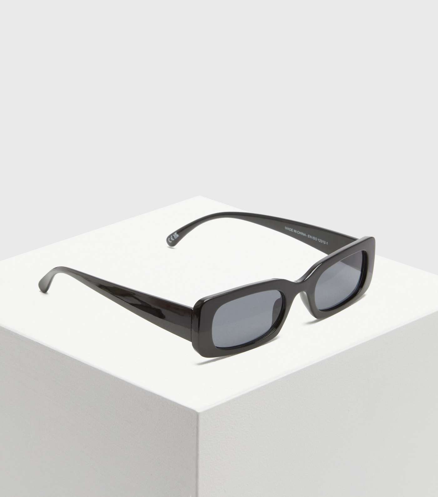 Black Slim Rectangle Sunglasses