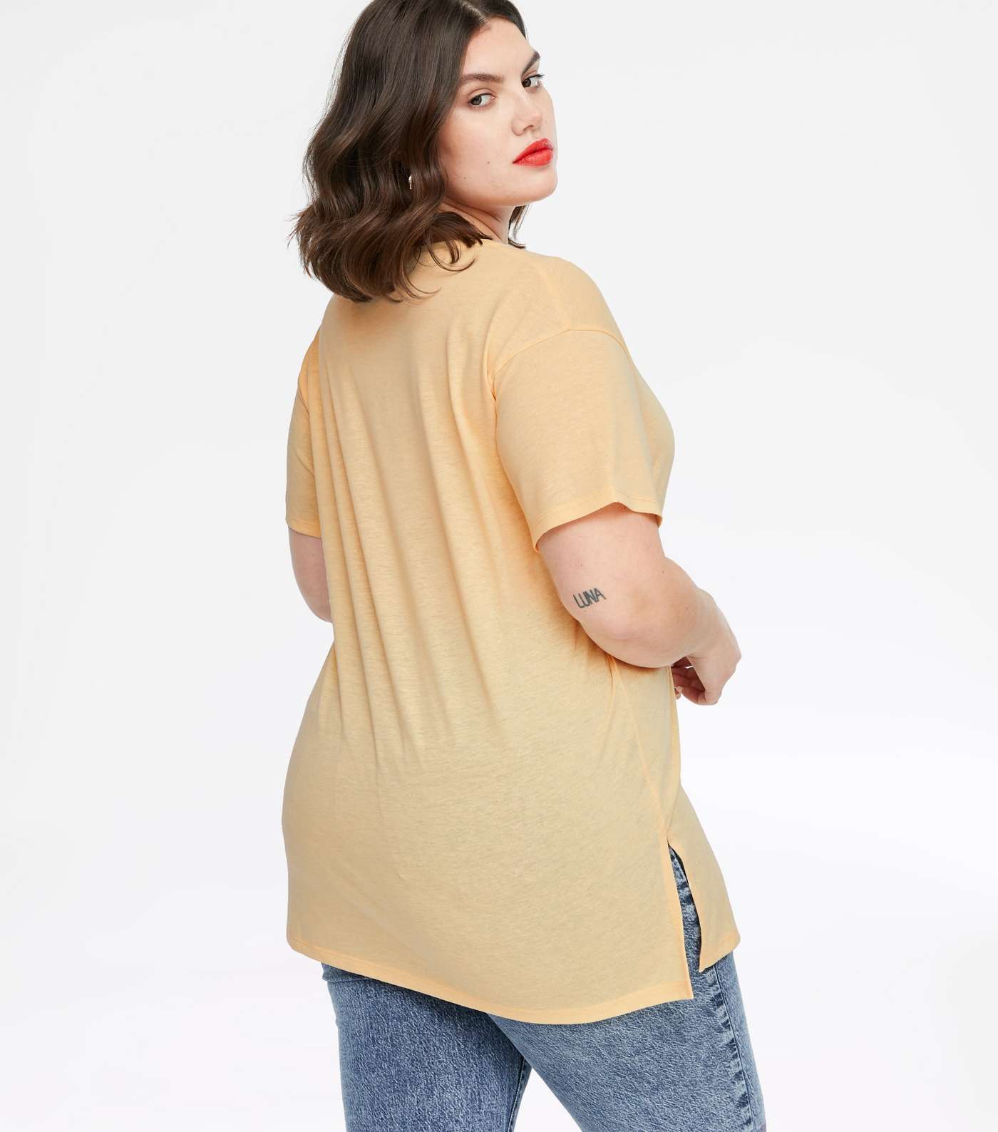 Curves Yellow Pocket Front T-Shirt Image 3