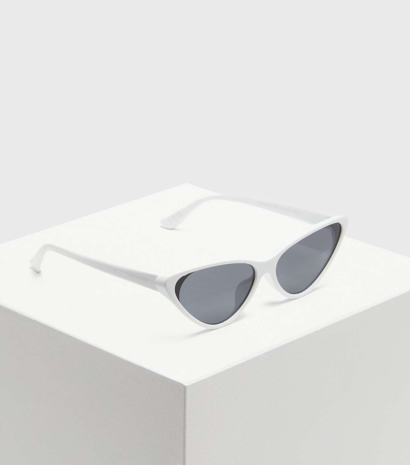 White Slim Cat Eye Sunglasses