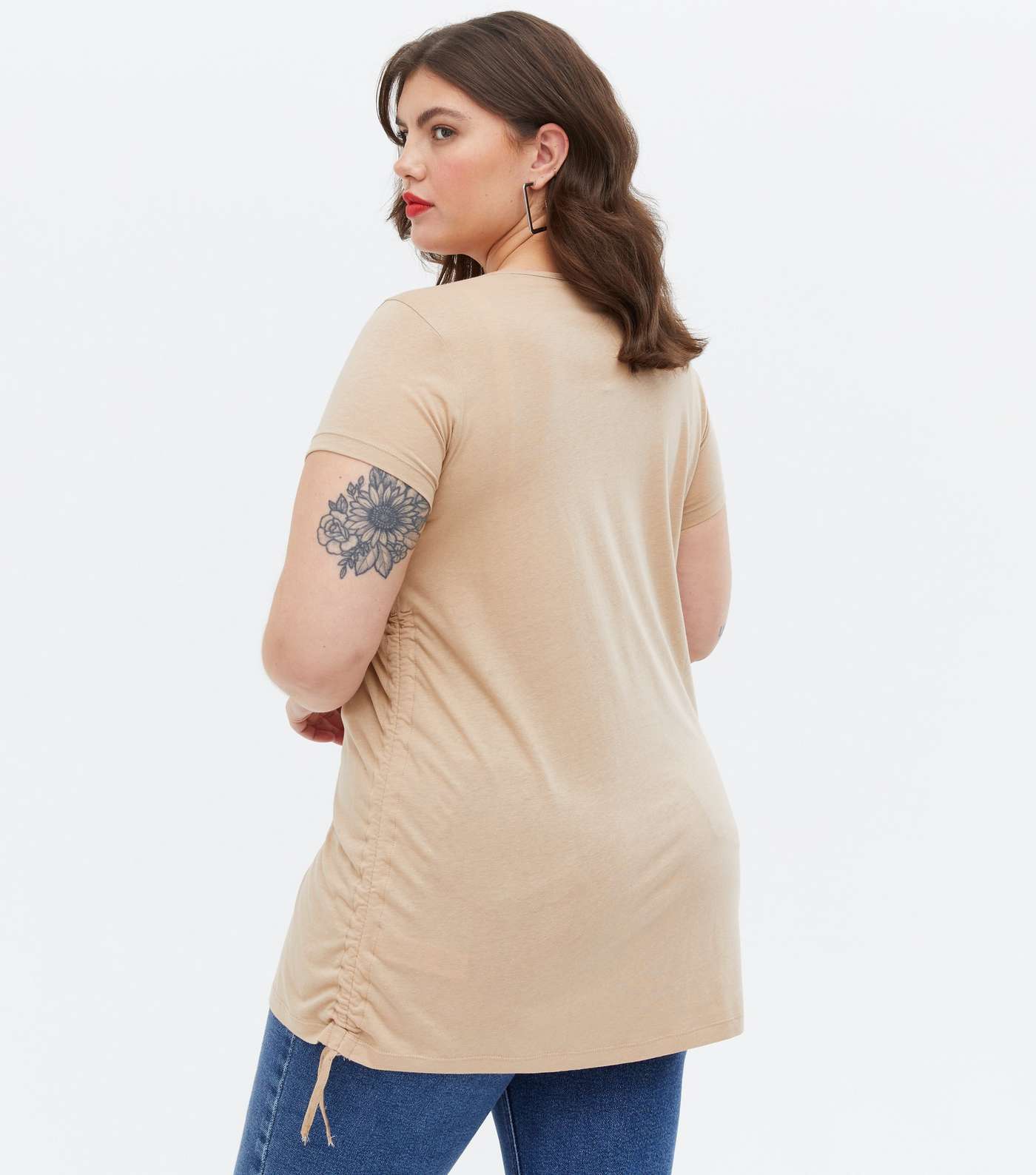 Curves Camel Ruched Tie Side Long T-Shirt Image 4