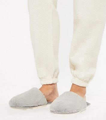 fluffy mule slippers