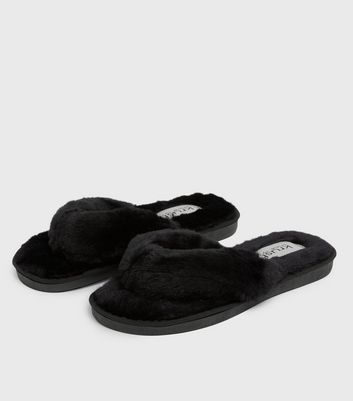 Image of Black Fluffy Faux Fur Flip Flop Slippers New Look