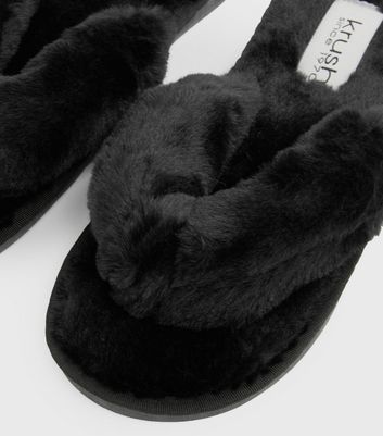 black fluffy slippers