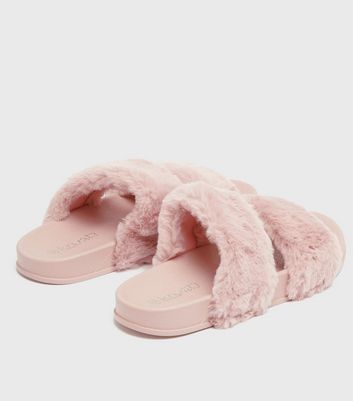 fur slippers pink