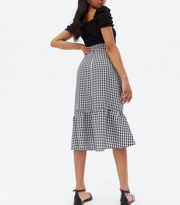 gingham skirt with ruffle