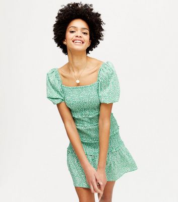 Influence Green Ditsy Floral Shirred Mini Dress New Look