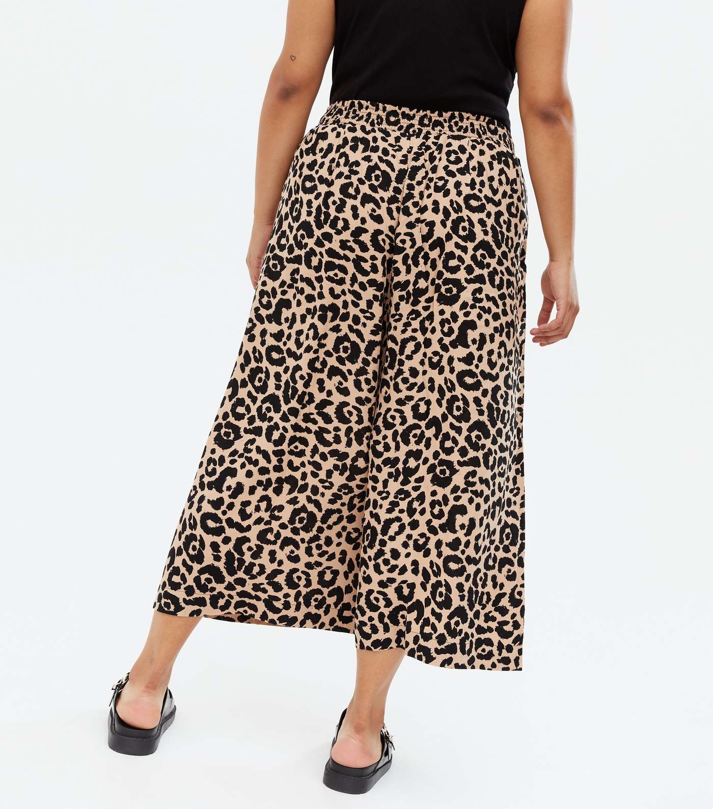Curves Brown Leopard Print Wide Leg Crop Trousers Image 4
