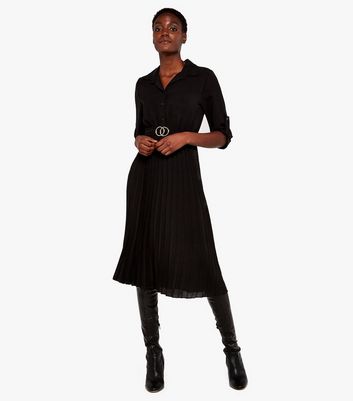 Image of Apricot Black Pleated Circle Buckle Midi Dress New Look