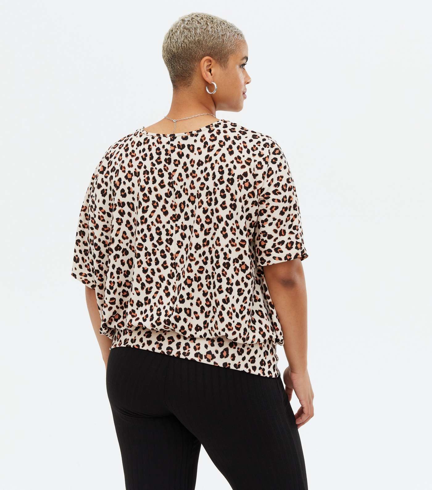 Curves Brown Leopard Print Fine Knit Batwing T-Shirt Image 4