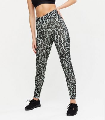 black animal print leggings