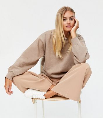 brown puff sleeve sweater