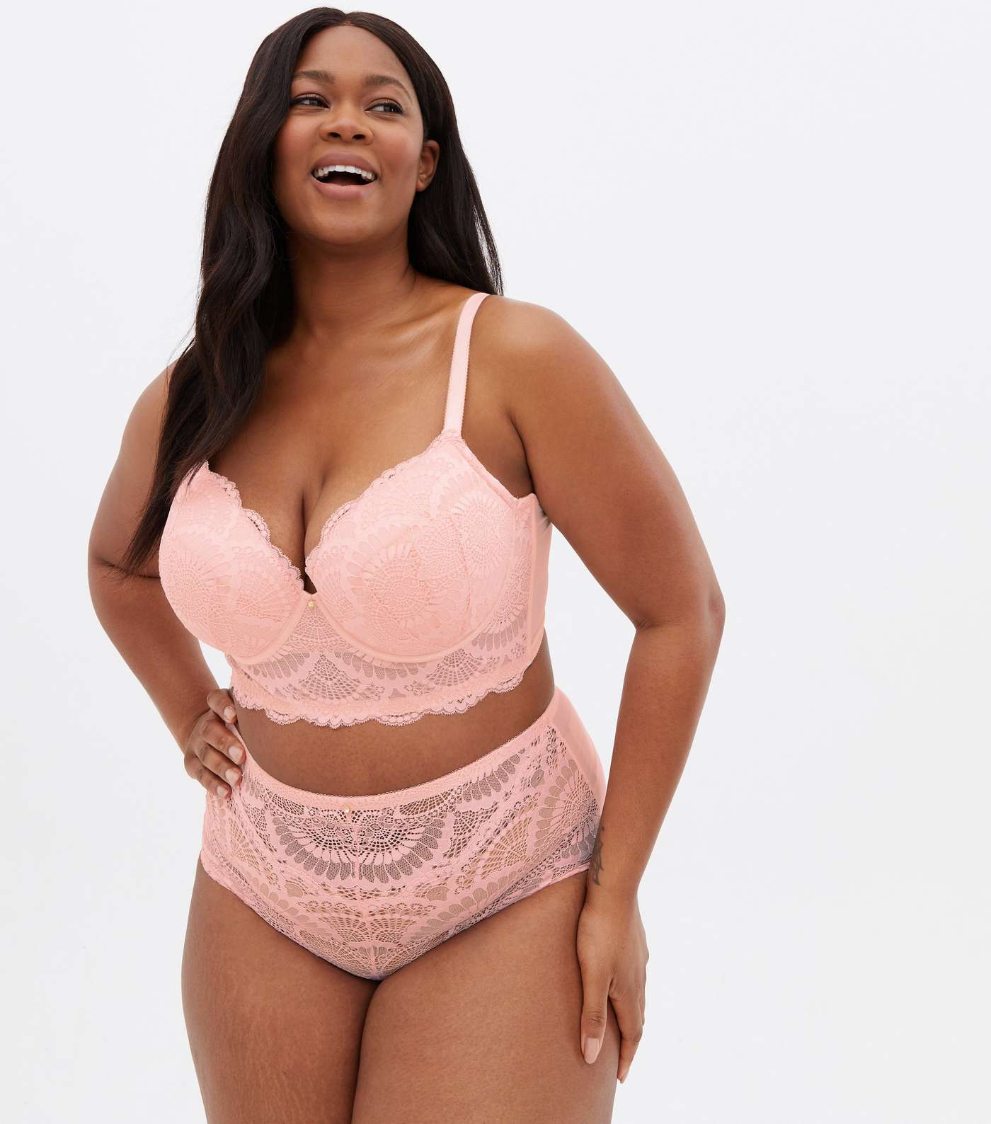 Curves Pink Scallop Lace Plunge Bra