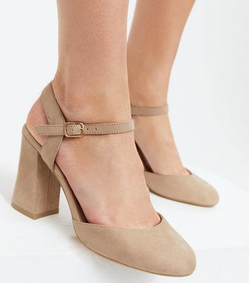 Shoetopia Sandals : Buy Shoetopia Girls Cream-Coloured Blue Colorblock  Block Heels Online | Nykaa Fashion
