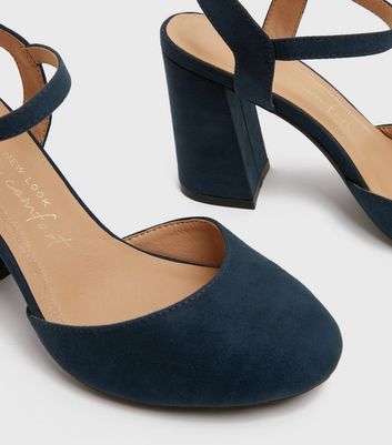 The Ultimate Guide to Wide Fit Shoes for Women: Comfort Meets Style