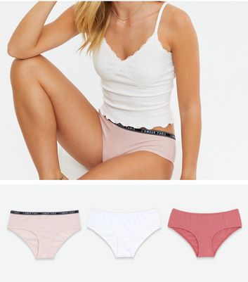 https://media3.newlookassets.com/i/newlook/687169473/womens/clothing/lingerie/3-pack-pink-and-white-ribbed-short-briefs.jpg