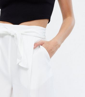 white crop pants