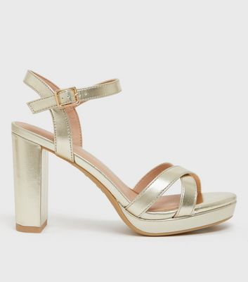 thick platform sandals