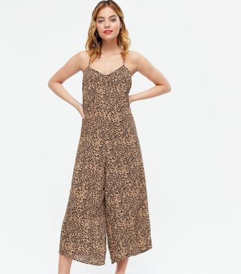 Petite Brown Leopard Print Crop Jumpsuit New Look