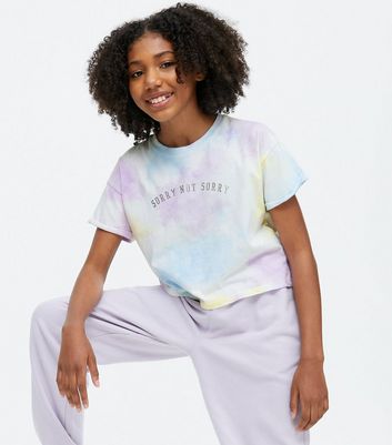 Girls tie shop dye clothes