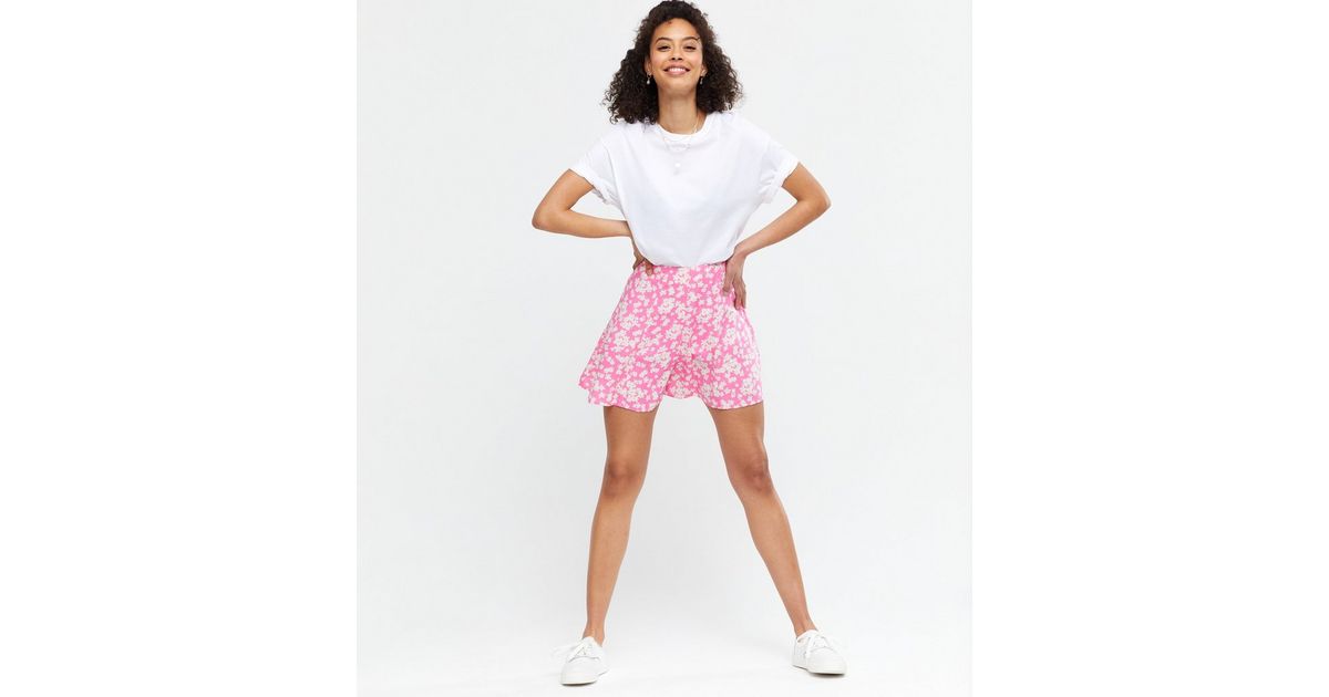 Cameo Rose Bright Pink Flippy Shorts