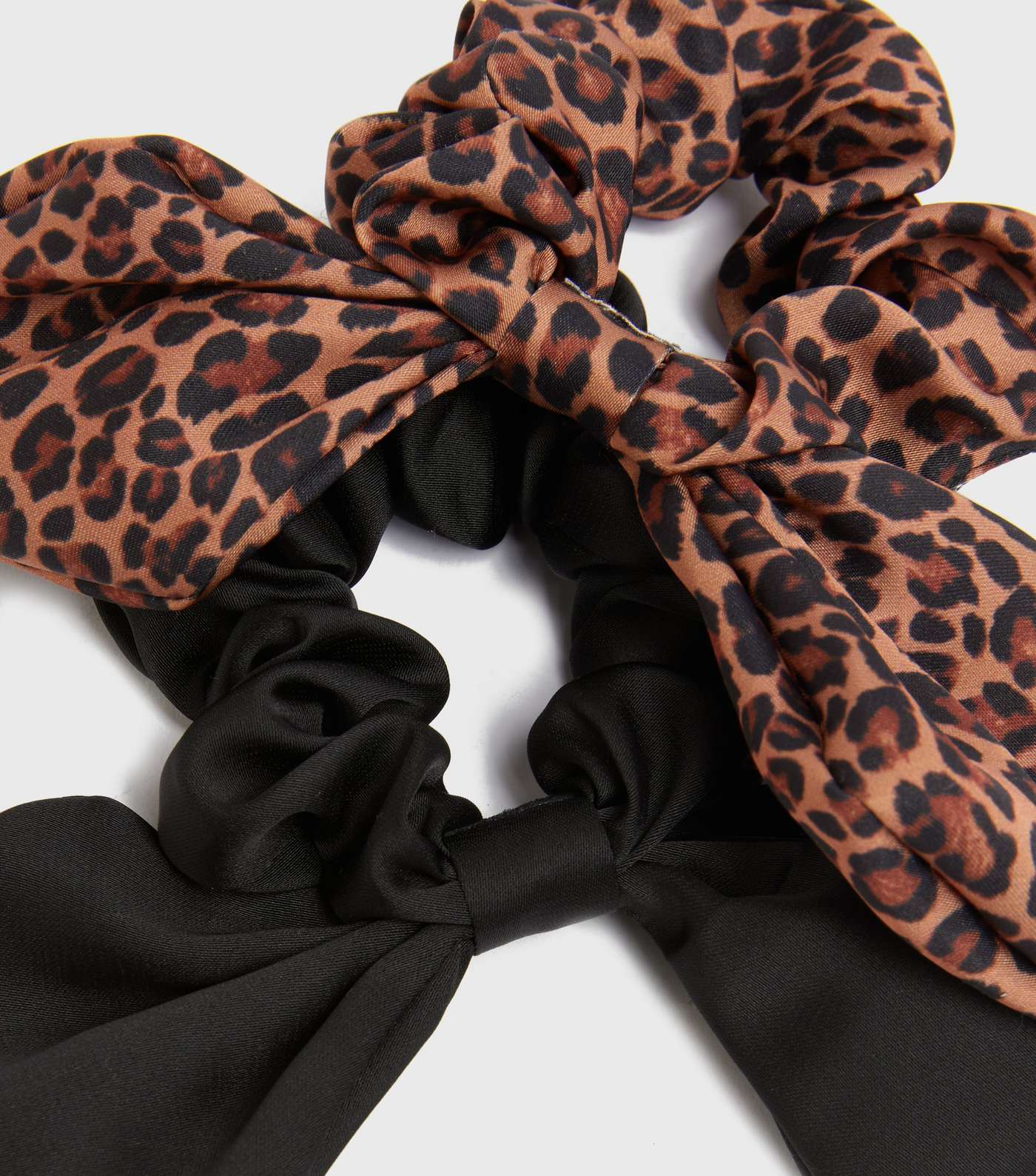 2 Pack Black Leopard Print Mini Bow Scrunchies  Image 2