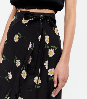 new look daisy wrap skirt