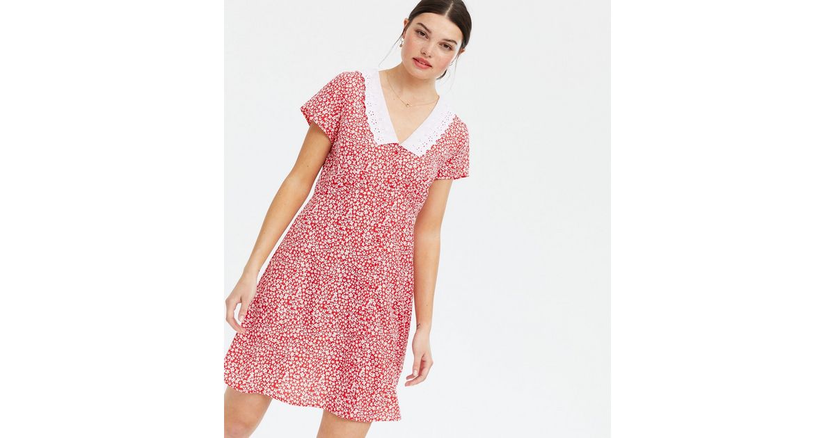 Red Ditsy Floral Crochet Collar Mini Dress | New Look