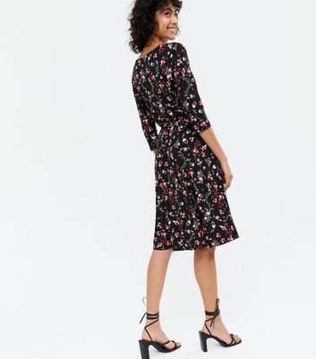 yumi ditsy dress