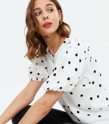 White Spot Textured Puff Sleeve T-Shirt | New Look White Spot Textured Puff Sleeve T-Shirt | New Look