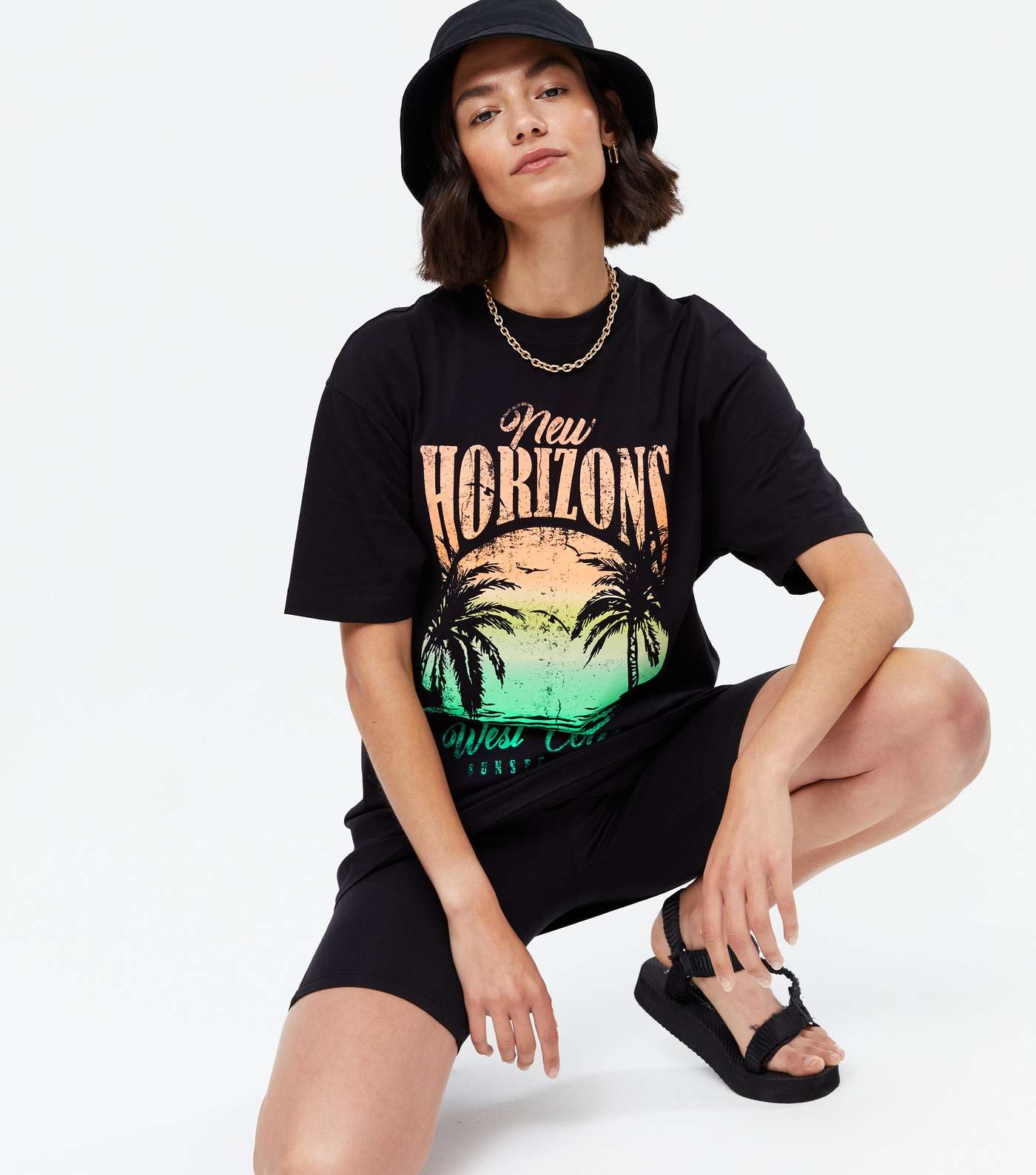 Black Acid Wash Horizons Logo Oversized T-Shirt Image 3