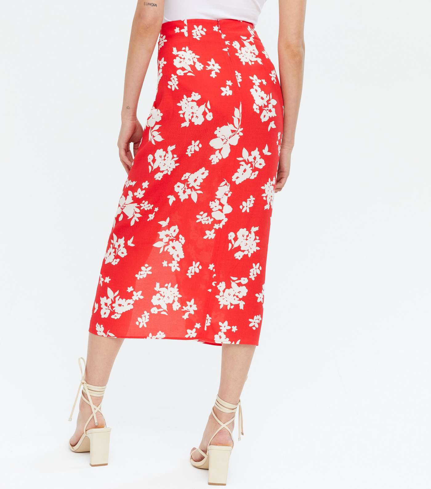 Red Floral Knot Front Midi Skirt  Image 4