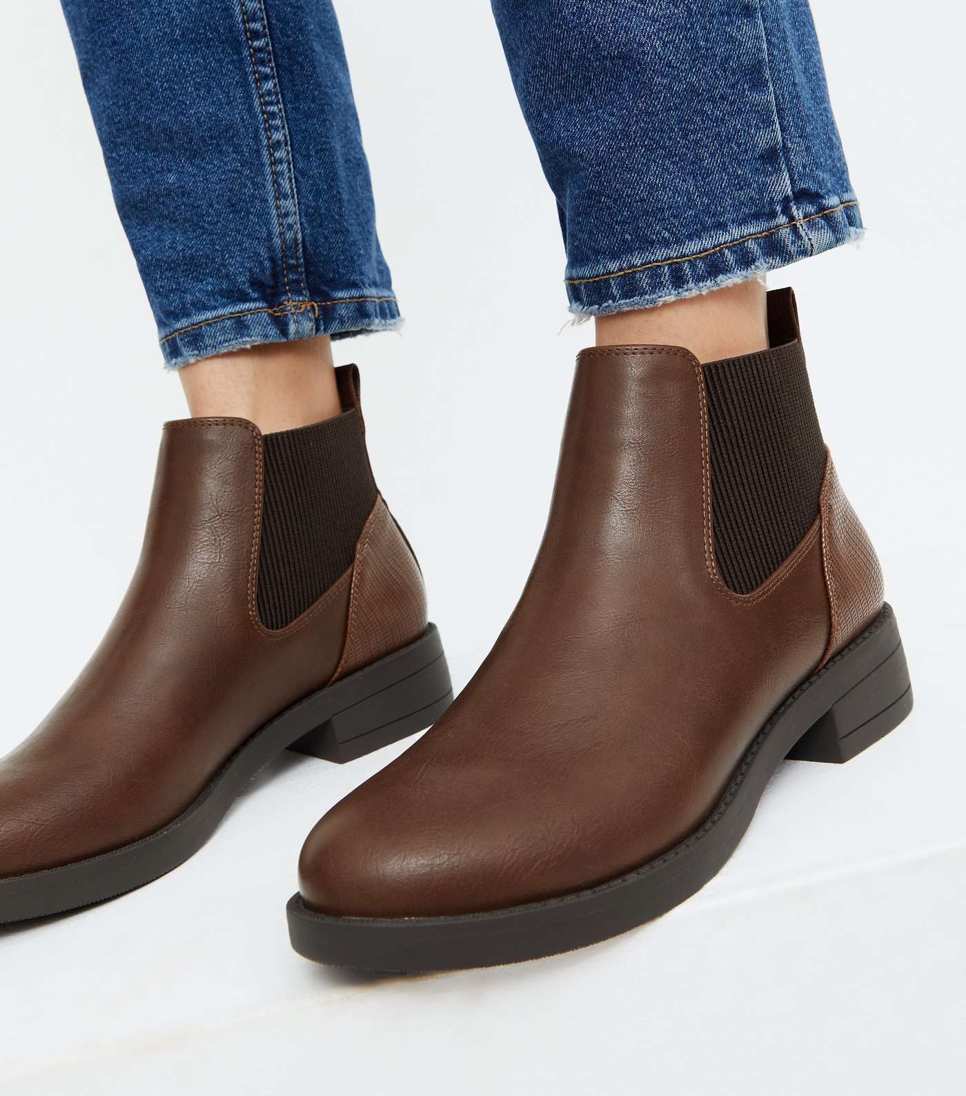 Tan Round Toe Chelsea Boots Image 2