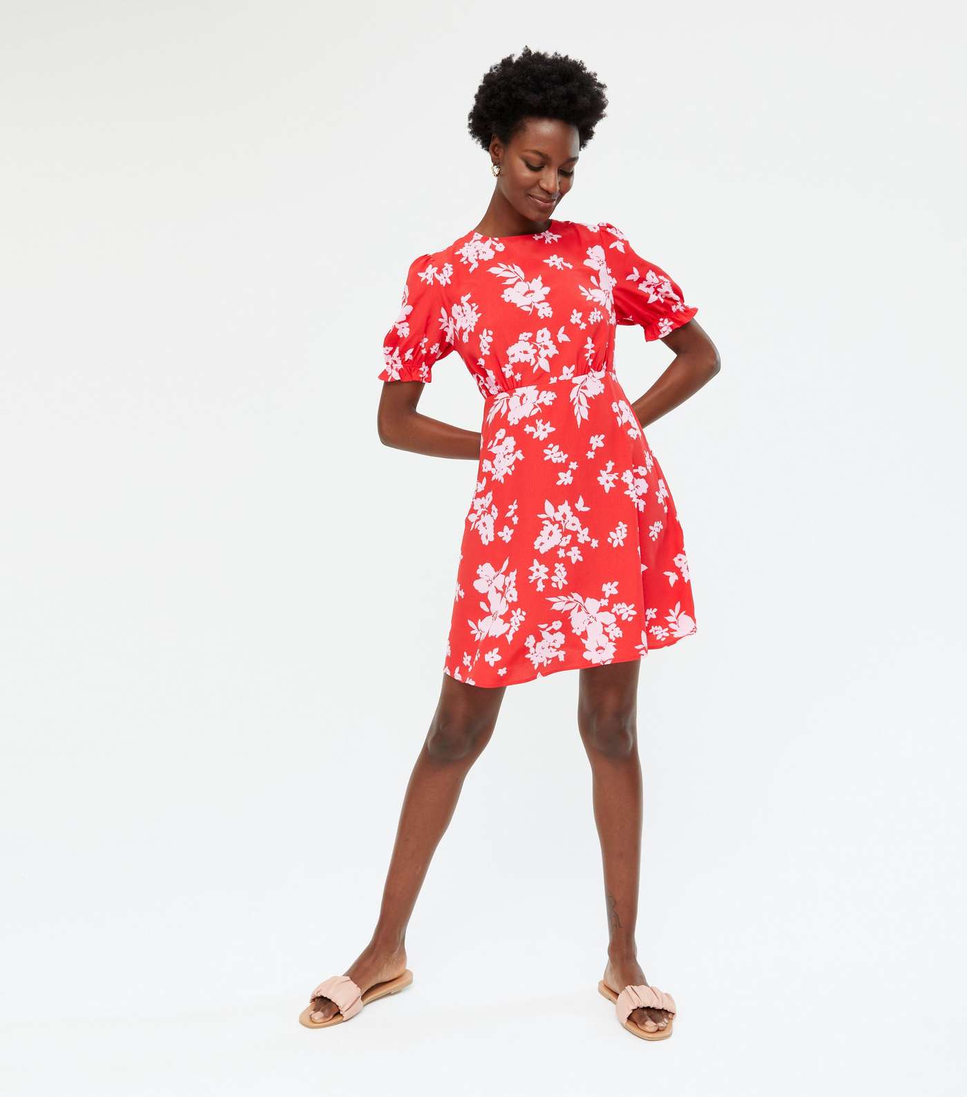 Red Floral Puff Sleeve Open Back Mini Dress Image 2