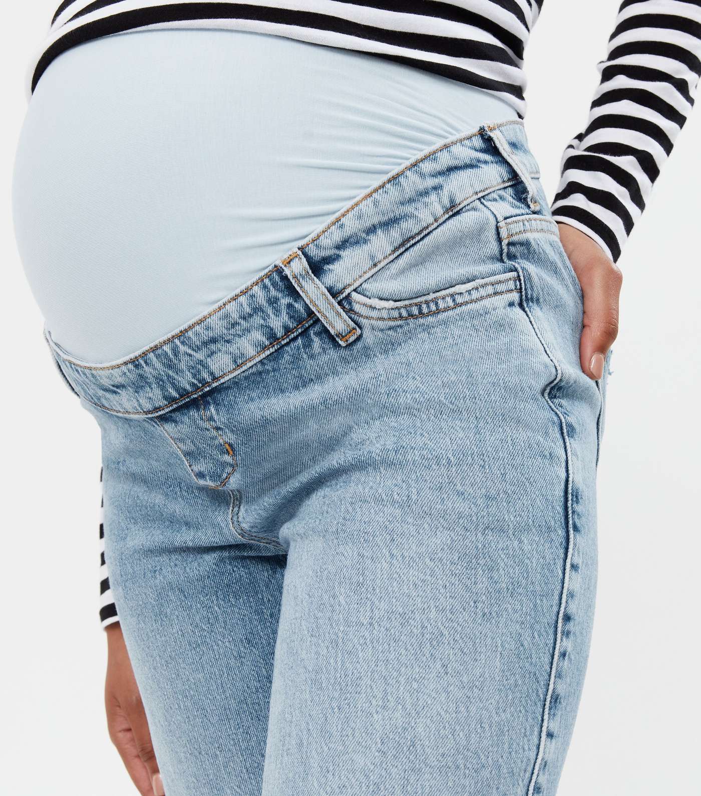 Maternity Blue Ripped Over Bump Crop Boyfriend Jeans Image 3