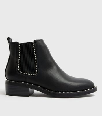 stud trim boots