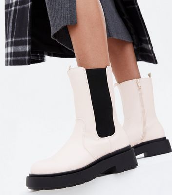 boot off white