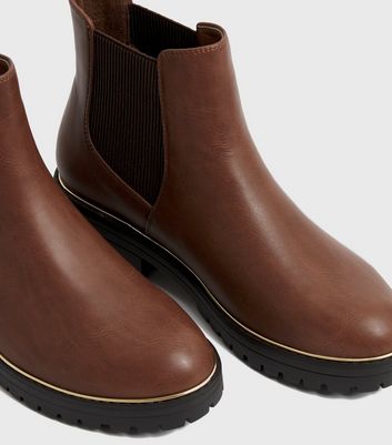 wide fitting mens chelsea boots