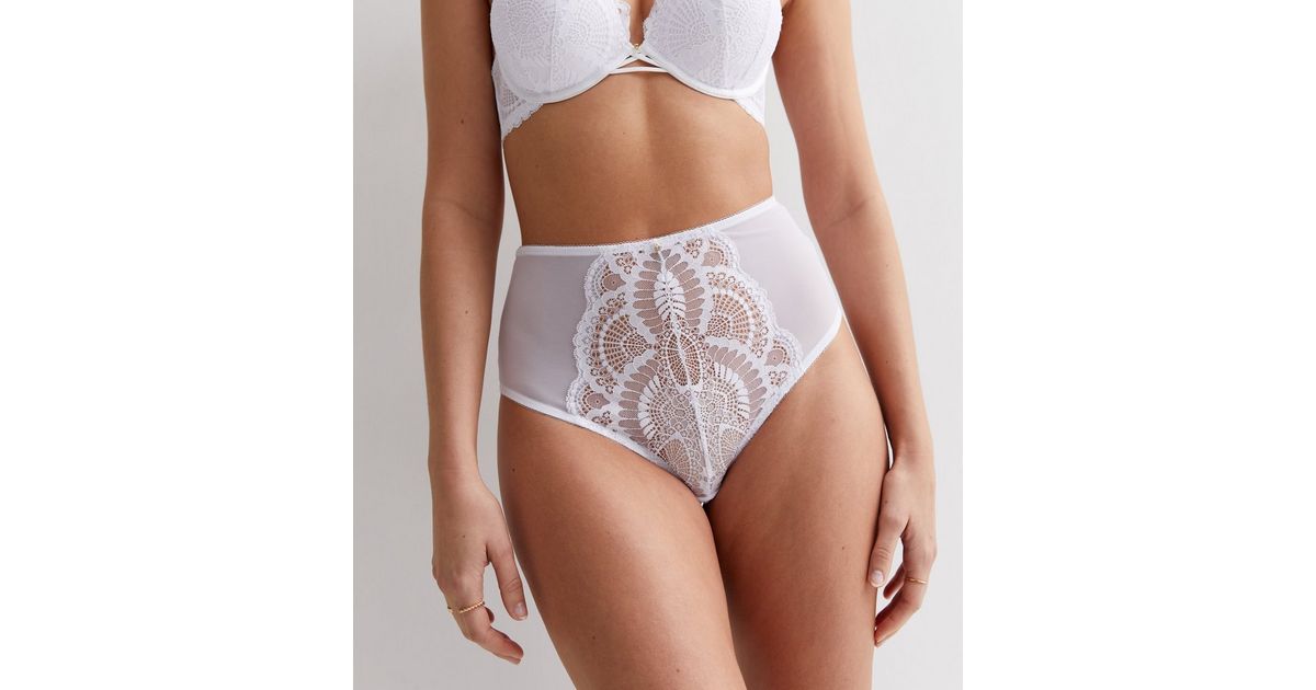https://media3.newlookassets.com/i/newlook/694012310/womens/clothing/lingerie/white-scallop-lace-high-waist-briefs.jpg?w=1200&h=630