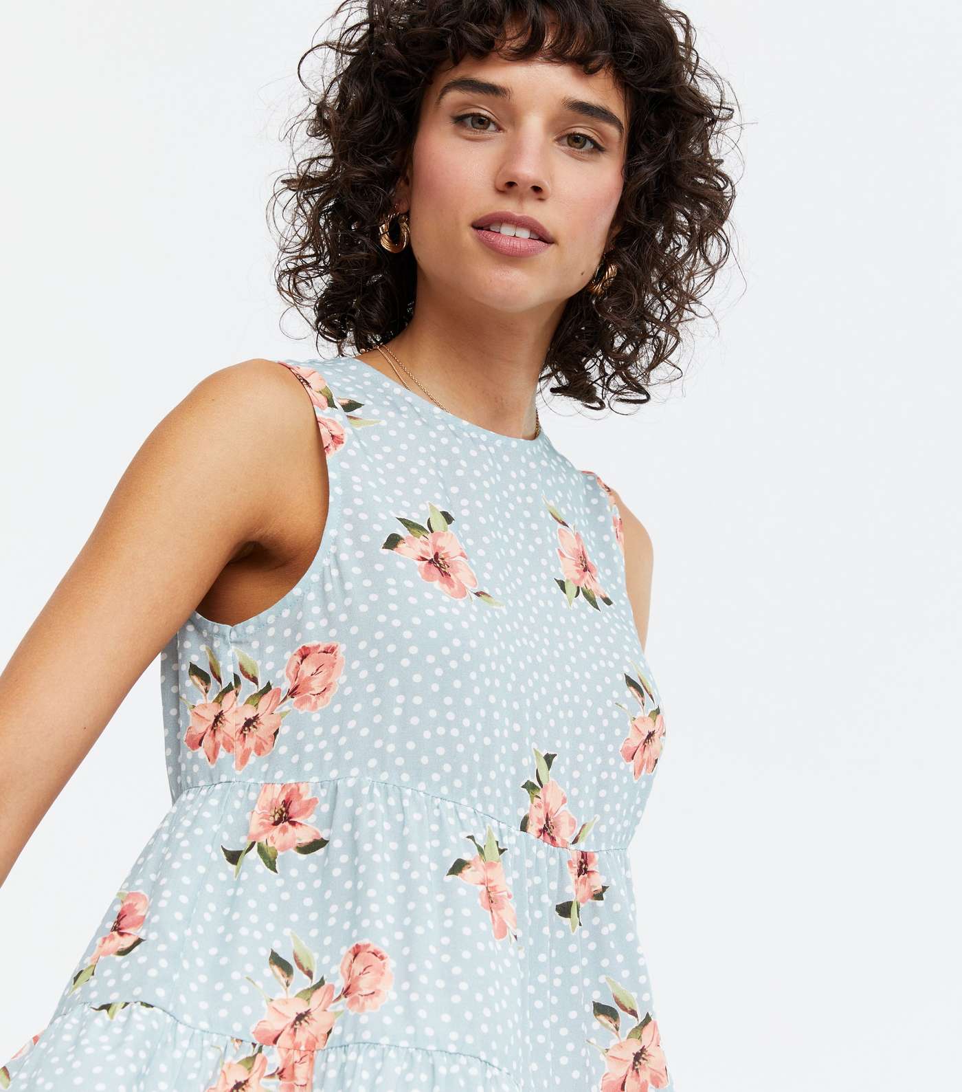 Blue Spot Floral Sleeveless Tiered Blouse Image 3