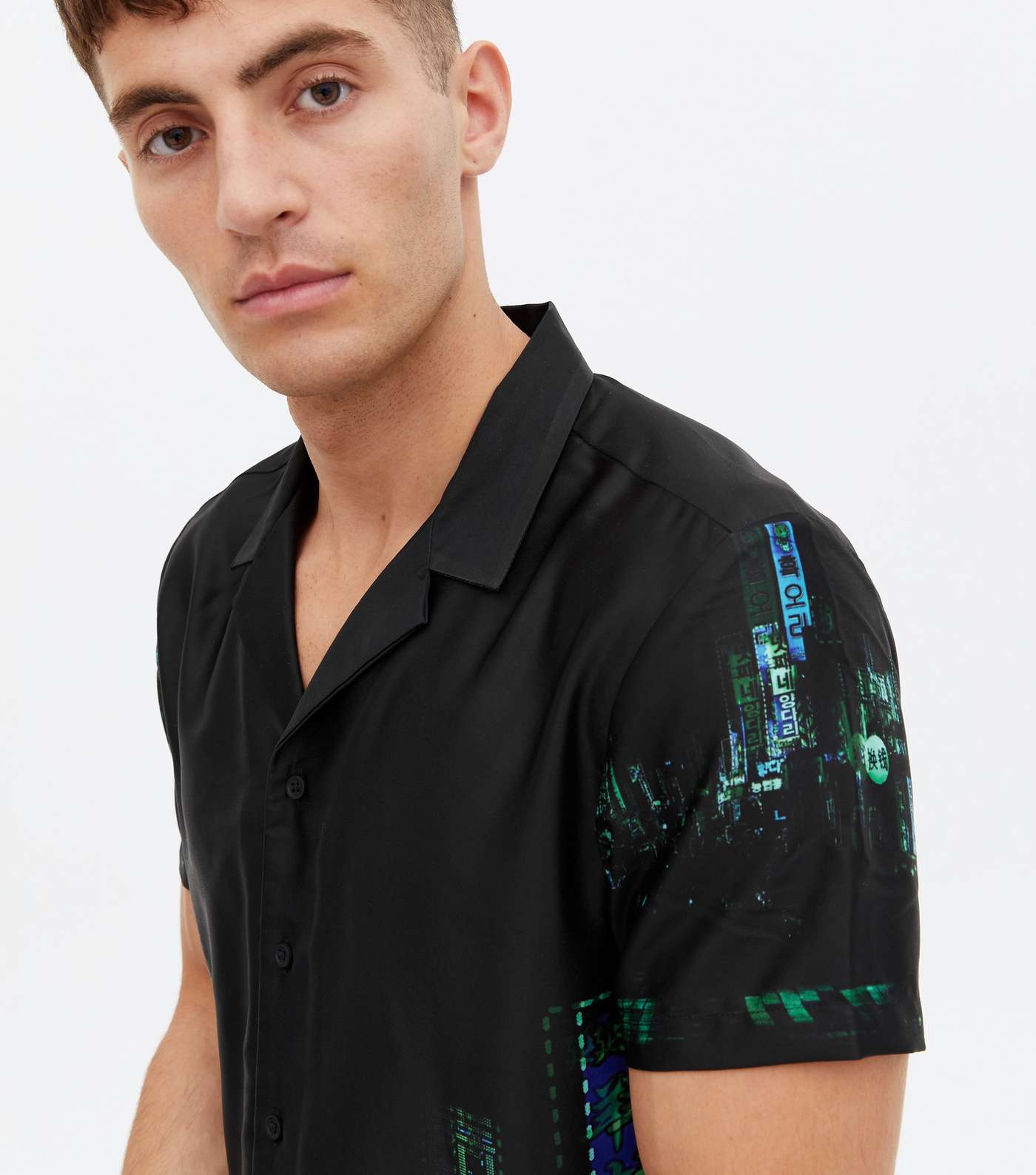 Black Short Sleeve City Shirt Image 3