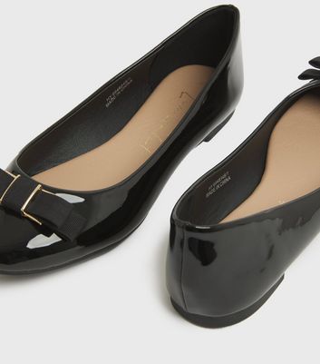 Girls black ballet online pumps