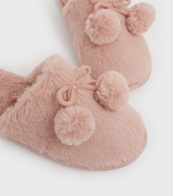 pom slippers