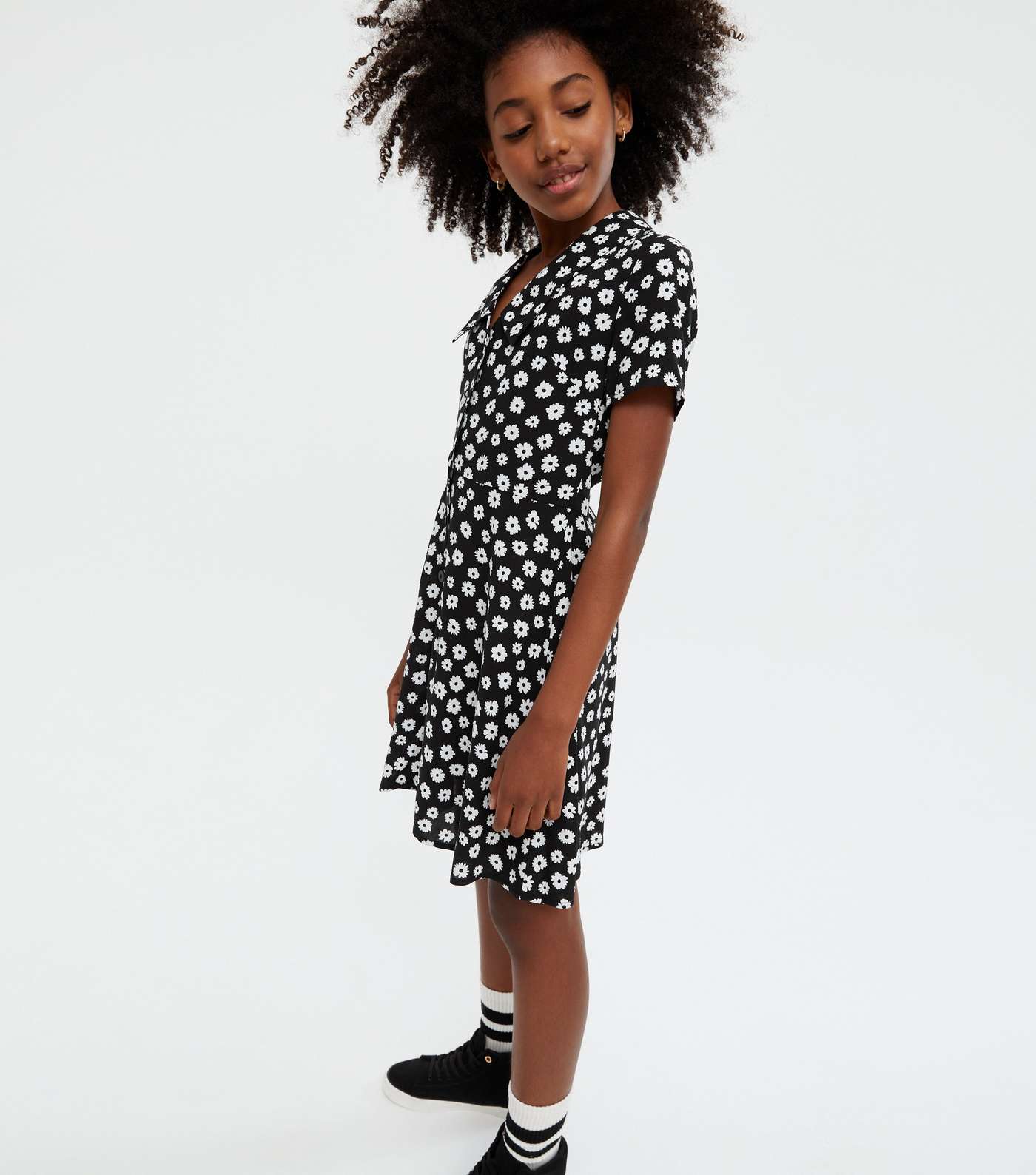Girls Black Floral Collared Button Up Dress Image 2