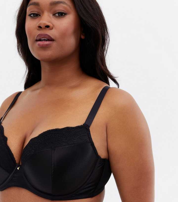 https://media3.newlookassets.com/i/newlook/695749001M2/womens/clothing/lingerie/curves-black-lace-satin-plunge-bra.jpg?strip=true&qlt=50&w=720