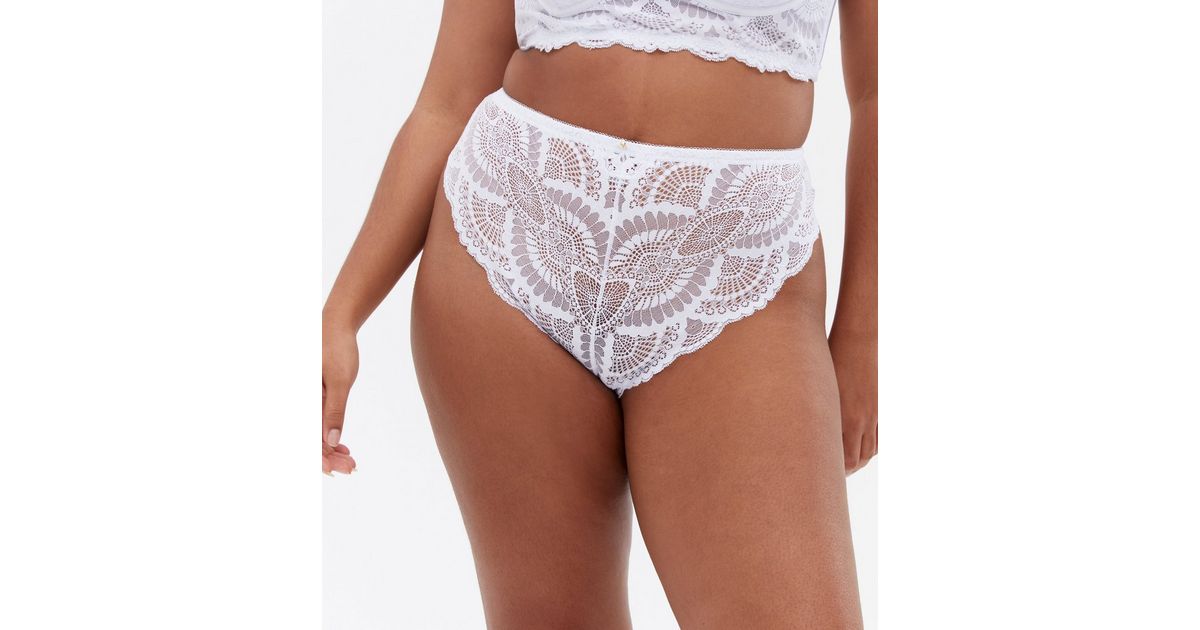 Curves White Scallop Lace Thong