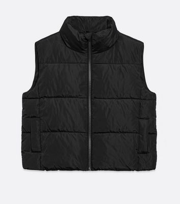 Petite Black Puffer Crop Gilet | New Look