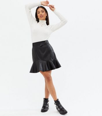black flippy skirt