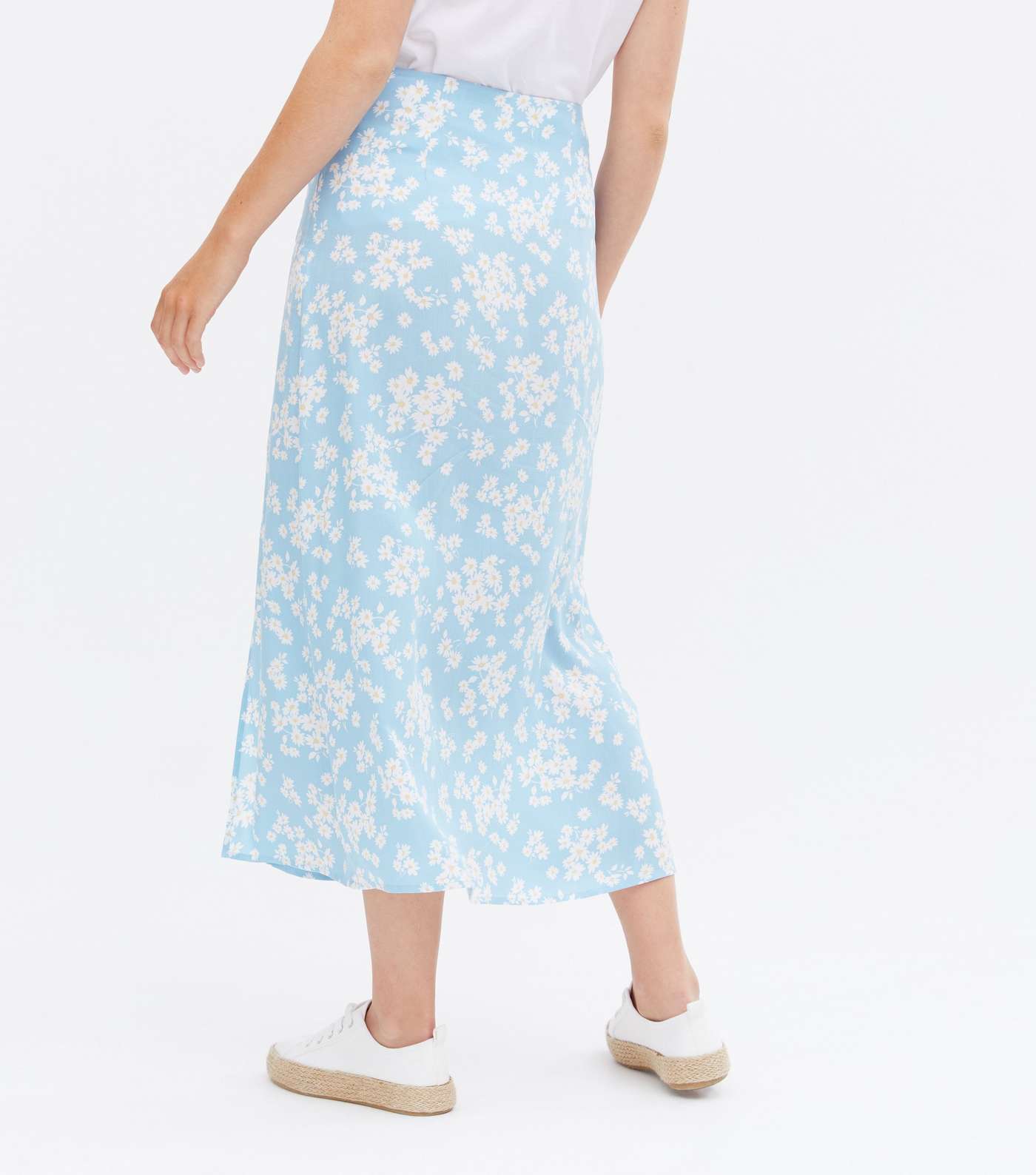 Pale Blue Daisy Split Hem Midi Skirt Image 4